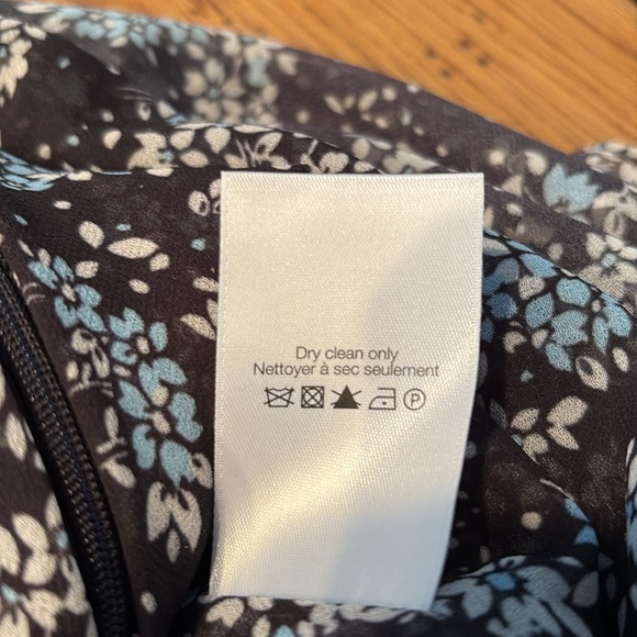 Veronica Beard 100% Silk Wrap Dress. Size 16 - Picture 6 of 7